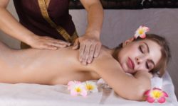 Расслабление тела с помощью тайского массажа